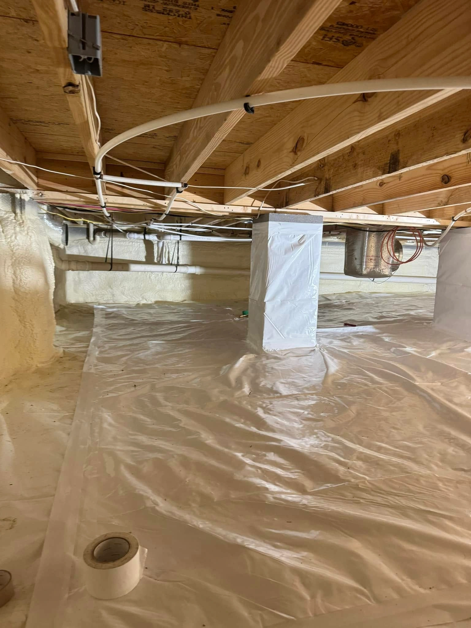 crawl space insulation spray foam pro