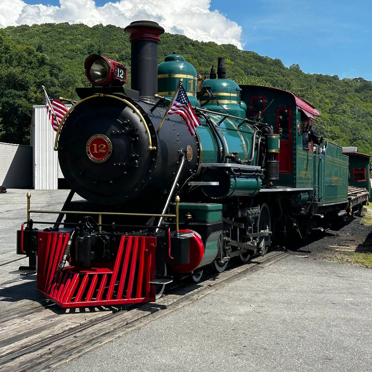 Tweetsei railroad